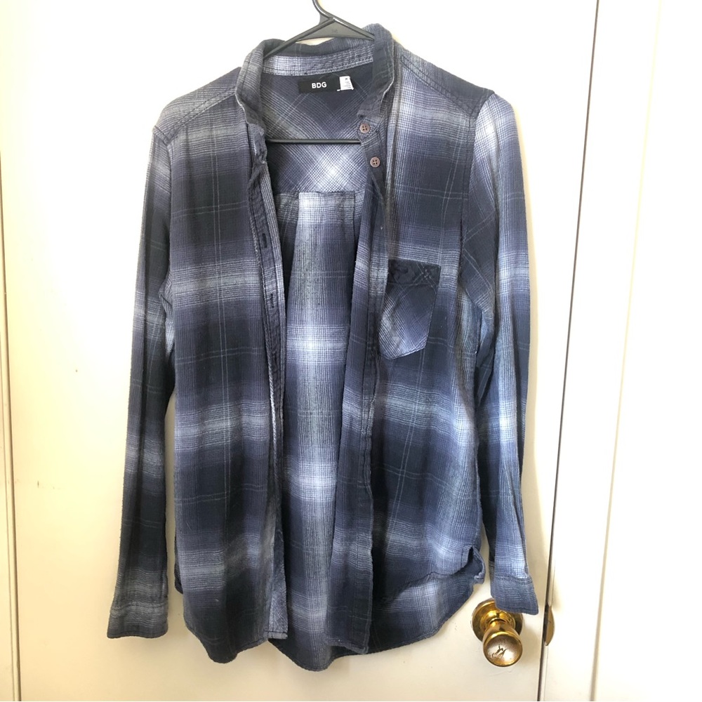 ❗️3 for $15❗️UO flannel